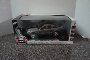 Shelby Collectibles 2007 SHELBY GT 500 Gray 1/18 Scale 40th anniversary DC075005 - Picture 1 of 9