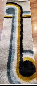 New Shag Runner With A Retro Pattern 2' X6 ' Novogratz - Picture 1 of 3