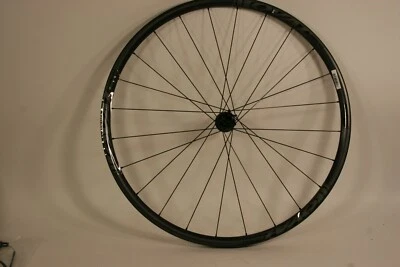 Oval Concepts 924 Disc 700c Carbon Front Wheel 24h Centerlock 12x100 TA  F2560 - Image 1 of 4