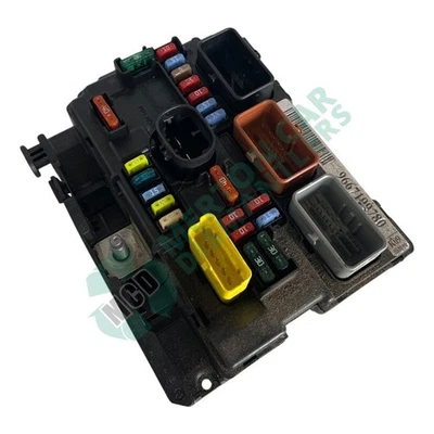 PEUGEOT 207 2011 citroen C2/C3 engine bay Fuse Box Body ECU 9667199780 - Image 1 of 4