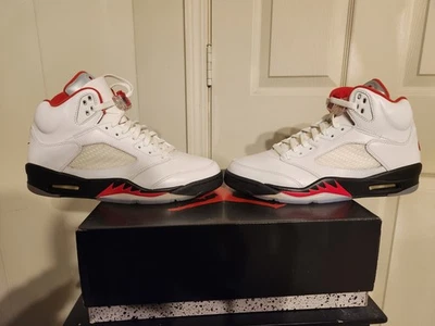 Jordan 5 Retro White Black Fire Red Nike Air - Image 1 of 4