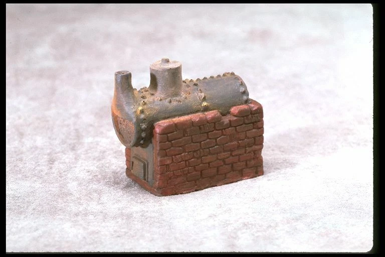 Caldeira SMC-235 na parede de tijolos altamente detalhada escala HO, HOn30 (inacabada) - Imagem 1 de 1