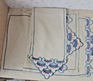 Pair of Vintage Hand Embroidered Linen Chairbacks and matchingTable Runner - Picture 1 of 5