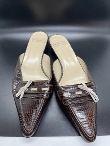 Harold Women’s Shoe's Pumps Slip On Leather W/Bow Size 8 Brown - Picture 1 of 5