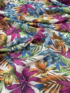 1 mtr white multi coloured floral dress georgette dress chiffon fabric..58”wide - Picture 1 of 6