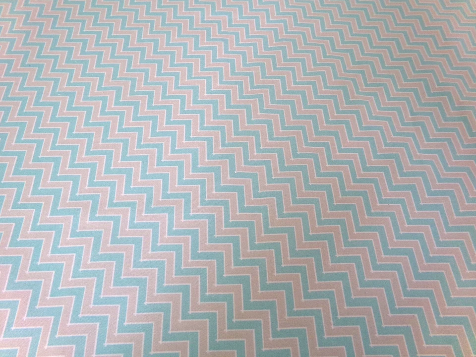 Tela de vidrio Henry Sweet Harmony #9599 de Amy Hamberlin aprox. 38x43. D25-2232 Foto 1 de 4