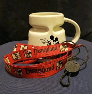 Vintage Disneyland Schlüsselband Wasserflaschenhalter & Mickey/Pluto auslaufsicherer Becher Posten - Bild 1 von 7
