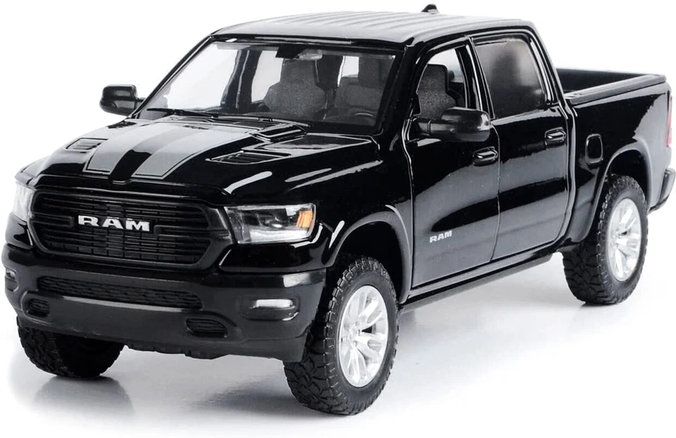 Dodge Ram 1500 2019 doble cabina negra con rayas modelo Motormax 79357BKST escala 1:24 Foto 1 de 1