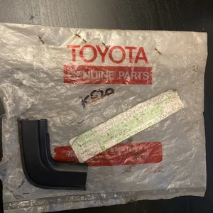 Toyota Corolla KE20 1971-1975 Frontscheibe Ecke Zierleiste original neu alt - Bild 1 von 5