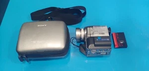 Sony DCR-PC115: Digital Video Camera Recorder (2174) - Bild 1 von 9
