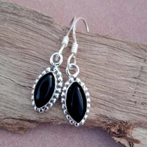 Bonito Ónice Negro Piedra Preciosa 925 Plata de Ley Hecho a Mano Pendientes - Imagen 1 de 5