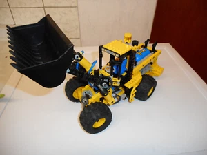 LEGO Technik Pneumatic Frontlader 8464, mit OBA. - Bild 1 von 7