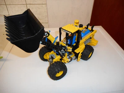 LEGO Technik Pneumatic Frontlader 8464, mit OBA. - Bild 1 von 4