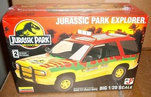Kit de modelo a escala 1/20 de Jurassic Park ""Explorador"" Lindberg - Imagen 1 de 2