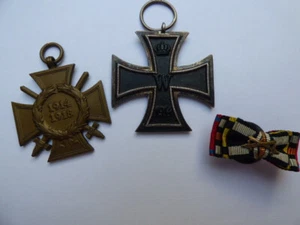 EK 2, Knopflochband und Ehrenkreuz - Bild 1 von 5