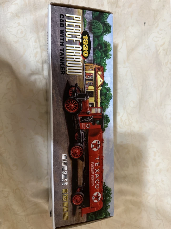 Vintage 1920 Texaco Pierce Arrow Cab 1/34 scale Diecast Metal COA + original box - Image 1 of 1