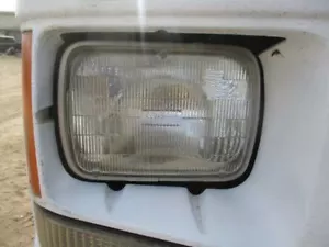 Headlight Sealed Beam Fits 96-17 EXPRESS 2500 VAN 102230 - Picture 1 of 8