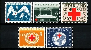 Nederland  695 - 699 postfris - Picture 1 of 1