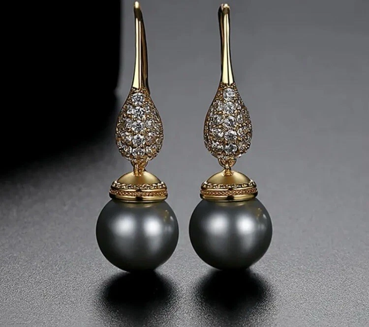 NEW 18k Gold Water Drop Black Pearl & Zircon Earrings - Image 1 of 2
