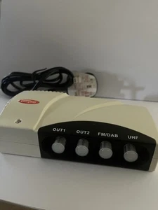 Labgear 2 Way Ariel Amplifier With F Plug Connections. - Picture 1 of 2