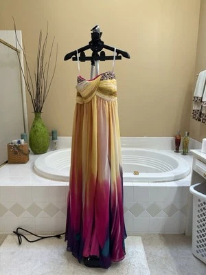 Vestido formal Jovani Couture Dip Dye talla 10 Foto 1 de 4