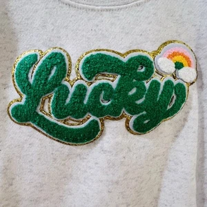 Sweet Wink Girls Natural Lucky Script Patch Sweatshirt size 5/6 - Picture 1 of 6