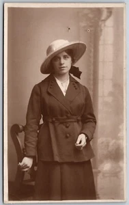Postcard RPPC c1910s Studio Photo of Miss Lily Smith - Picture 1 of 2