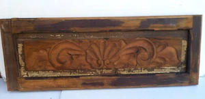 GRAVIERTE TÜRVERKLEIDUNG AUS ANTIKER SPANISCHER KOLONIALTÜR 34 1/2" X 12 3/4" "o" - Bild 1 von 3