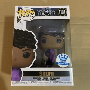 Funko POP! Traje púrpura Shuri Wakanda Forever 1103 Funko Shop Ex con protector - Imagen 1 de 6