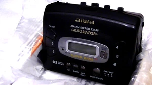 Restaurierter VINTAGE AIWA WALKMAN KASSETTENSPIELER TX446, funktioniert sehr gut - Bild 1 von 4