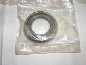 GM Genuine 14039577 Axle Seal OEM NOS (ac11) - Picture 1 of 3