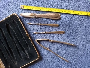 Antikes Art Deco Nussknacker und Plektren Set mit gehämmerten Griffen (AT86) - Bild 1 von 15