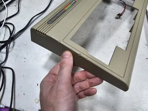 Commodore C64 Exact Top Cover ONLY #2-Intact-INDENTS-Good Edge Clips-Good Posts - Picture 1 of 21