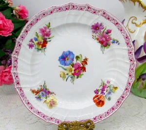 KPM SCEPTER MARK HAND PAINTED FLOWERS EMBOSSED PINK DECORATIVE EDGE PLATE - Picture 1 of 5