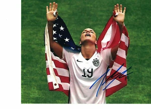 Julie Ertz Signed 8x10 Photo (JSA PSA Pass) World Cup USA Red Stars Johnston - Picture 1 of 1