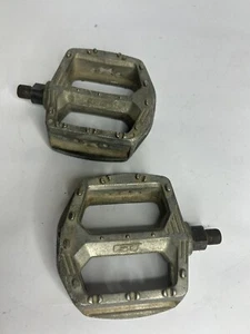 Old School BMX 1/2 inch GT Pedals 94.1 Match Pair Vintage Race Freestyle Metal - Picture 1 of 9