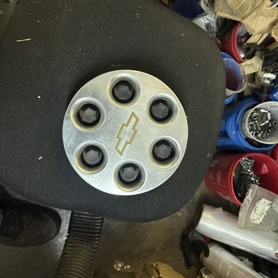 Tapa central Chevrolet Suburban Tahoe Avalanche Silverado Astro (1) 15004143 Foto 1 de 2