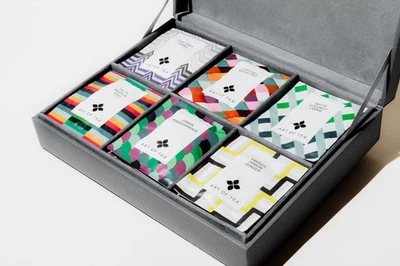 | 6 секций искусственной кожи с различными чайными пакетиками | чай ассортимент подарочная коробка - Изображение 1 из 4