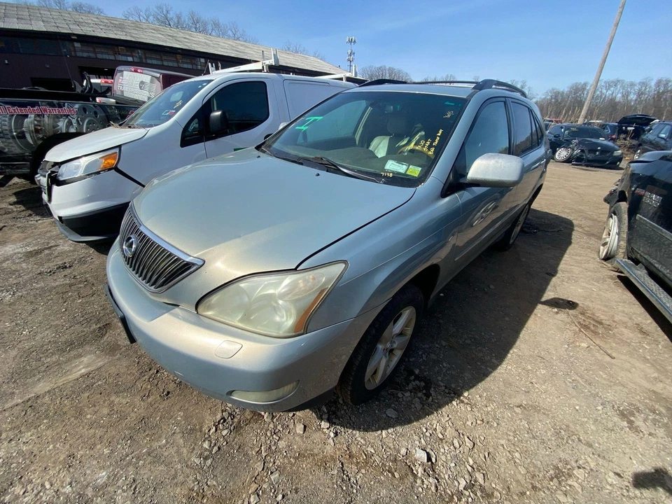 04 05 06 LEXUS RX330 Starter Motor - Image 1 of 4