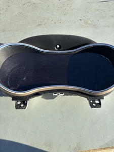 2014 Jeep Grand Cherokee Instrument Cluster Speedo Clocks - Picture 1 of 4