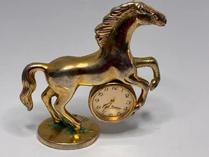 Working Gold Classic Collections Horse Quartz Clock AQ - Picture 1 of 6