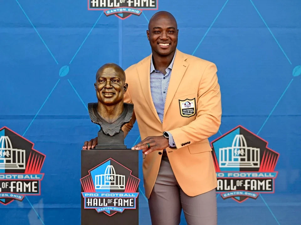 FOTO 8X10 DALLAS COWBOY SALÓN DE LA FAMA DEMARCUS WARE 2023 CON BORDES Foto 1 de 1