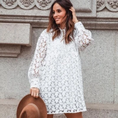 Vestido Zara Floral Encaje Blanco Talla 2X Bordado Foto 1 de 4