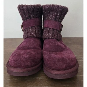 Stivaletti stivaletti UGG scamosciati in maglia con fibbia e polsini viola prugna taglia 8 - Foto 1 di 9