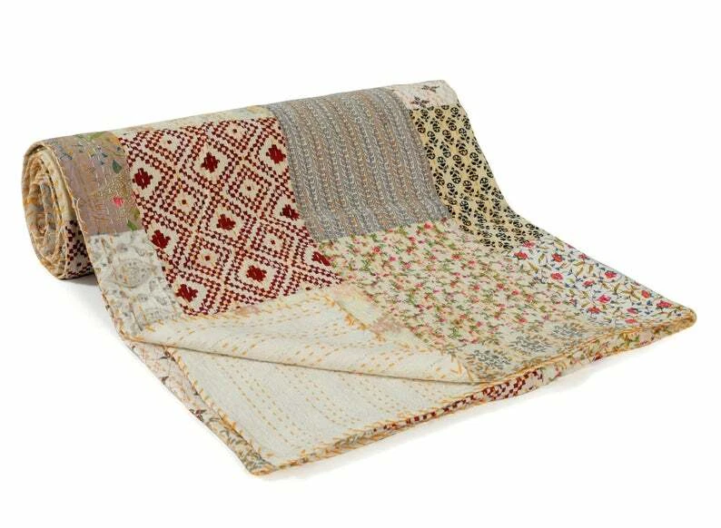 Patola de seda retazos hechos a mano bebé tiro bohemio hippie 60x40 pulgadas Kantha Foto 1 de 4