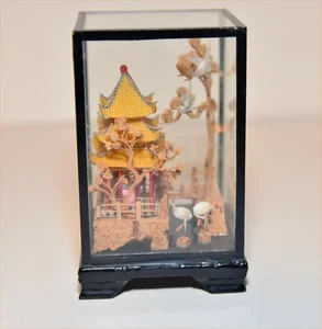 Chinese Miniture Carving- 3D in a clear box, - Picture 1 of 6