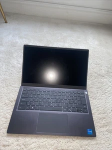 Dell Vostro 14 5410 14"(256GB SSD, Intel Core i5 11th Gen., 4.5 GHz, 8GB) Laptop - Picture 1 of 4