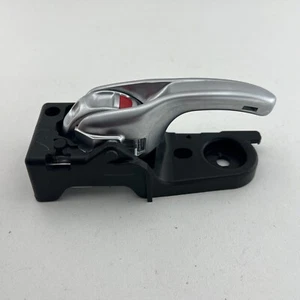 Jeep Cherokee KL Rear Left Inner Door Handle 02/2014-11/2022 - Picture 1 of 12