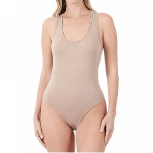 Camiseta sin mangas básica Zenana espalda cruzada cuello redondo parte inferior a presión body de leotardo L/XL - Imagen 1 de 6