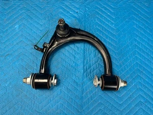 Toyota Land Cruiser LX470 Front Passenger's Upper Control Arm 1998-2007 OEM - Picture 1 of 8